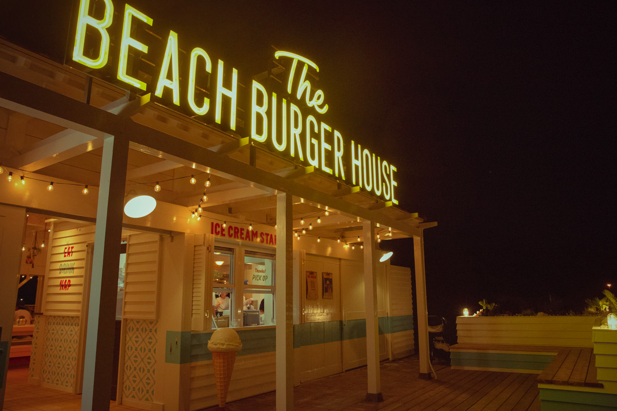 THE BEACH BURGER HOUSE