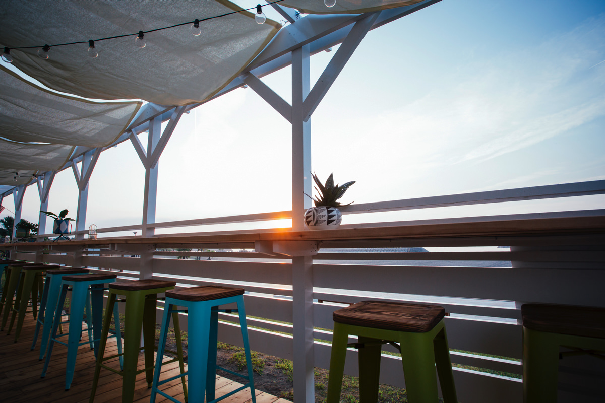 THE BEACH BURGER HOUSE