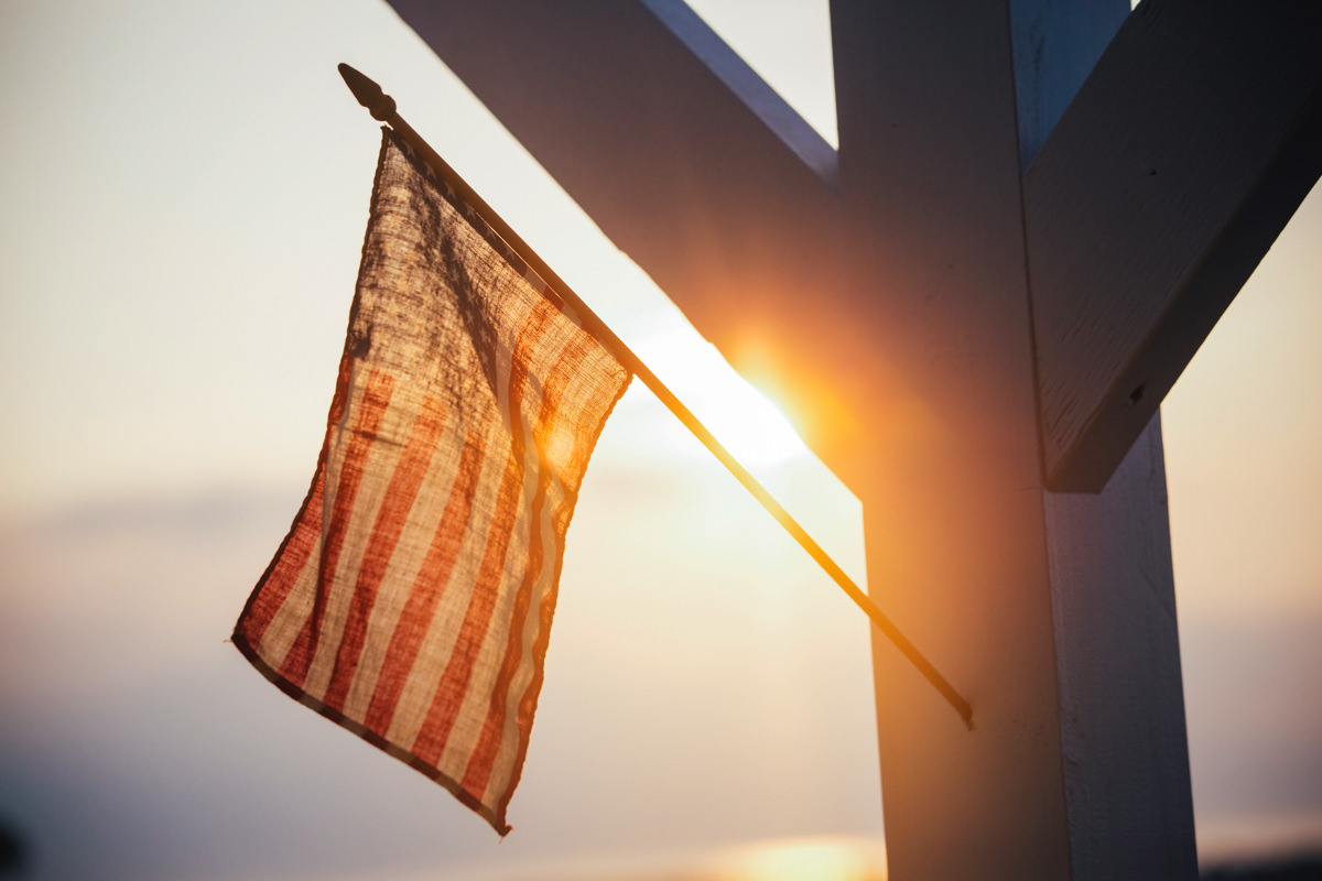 THE BEACH BURGER HOUSE
