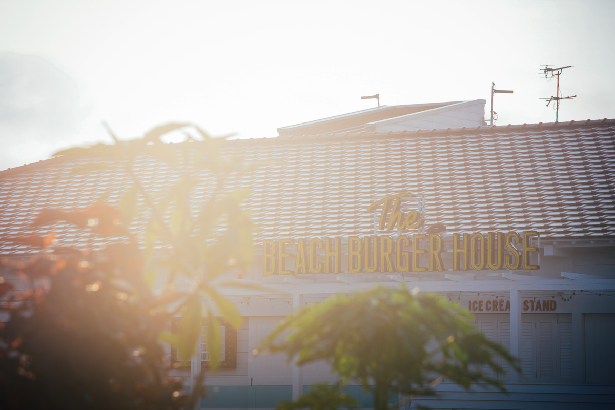 THE BEACH BURGER HOUSE