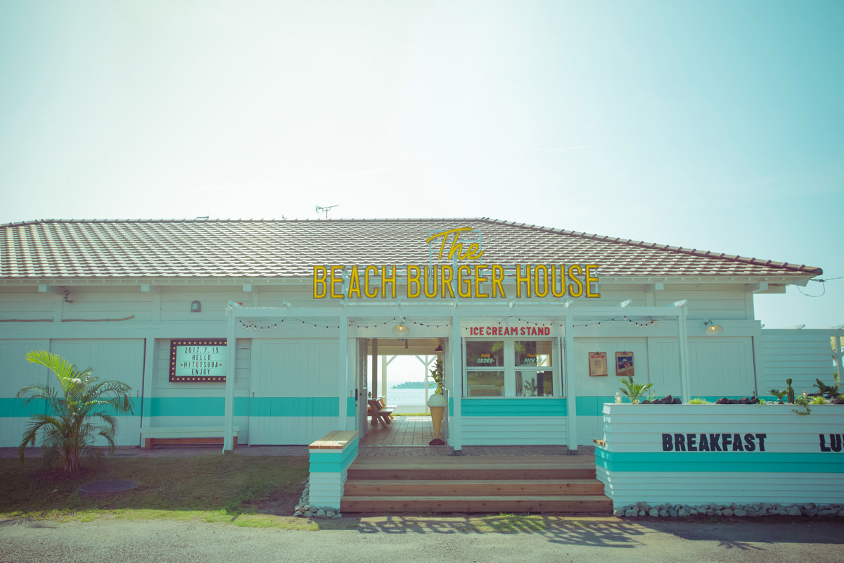 THE BEACH BURGER HOUSE