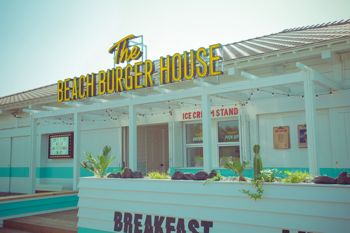THE BEACH BURGER HOUSE